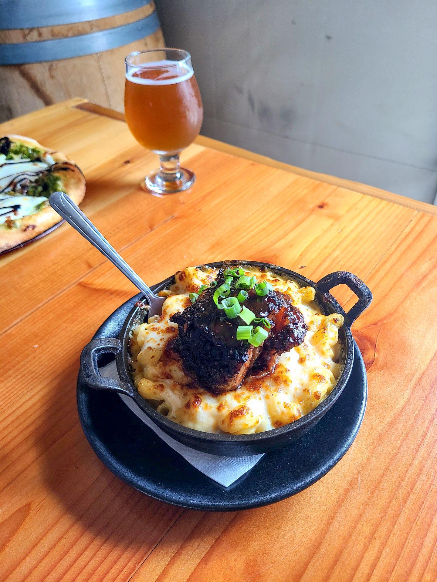 Mac and cheese in a skillet from Backwoods Pizza and Brewing