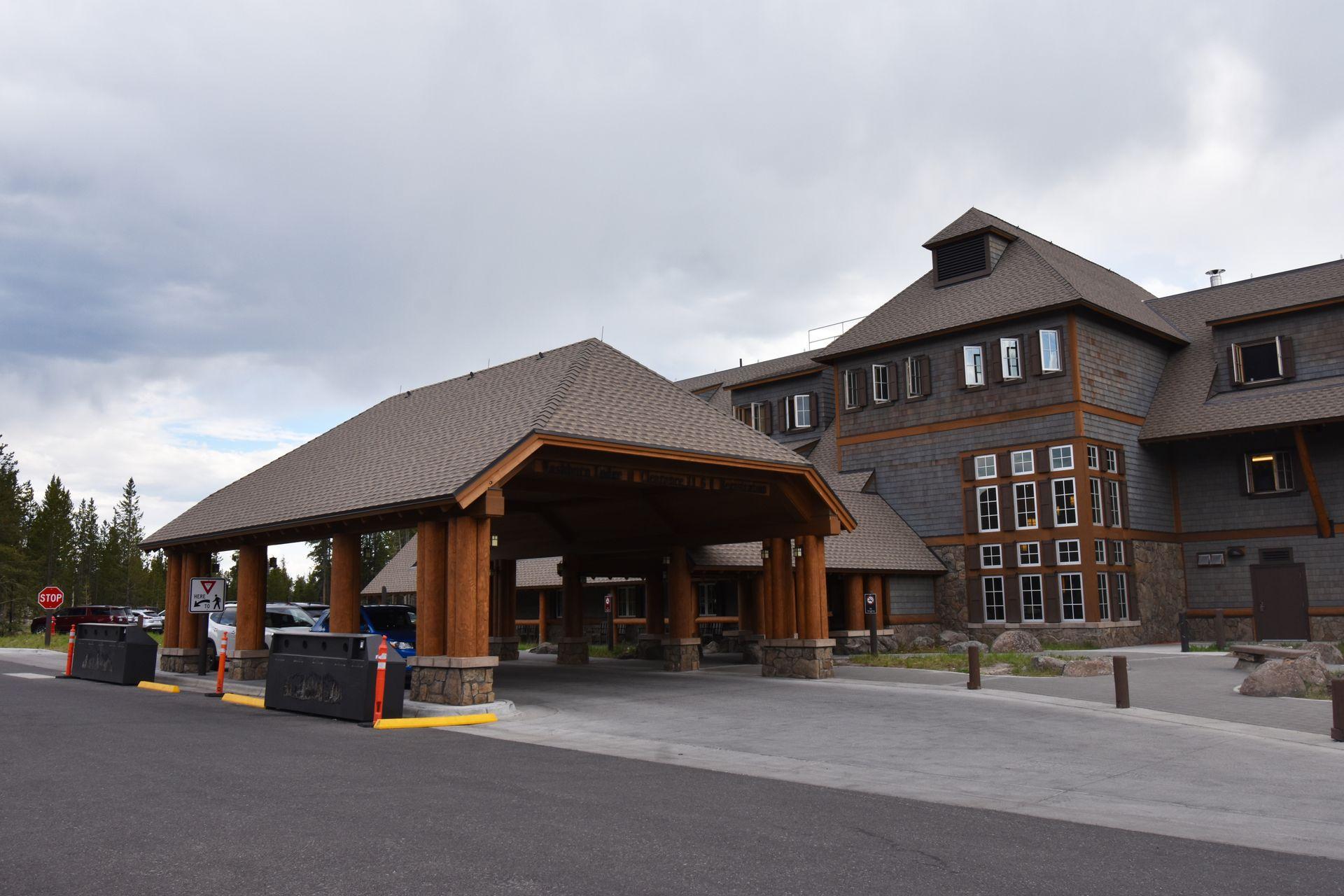 The exterior of one of the buildings that make up Canyon Lodge.