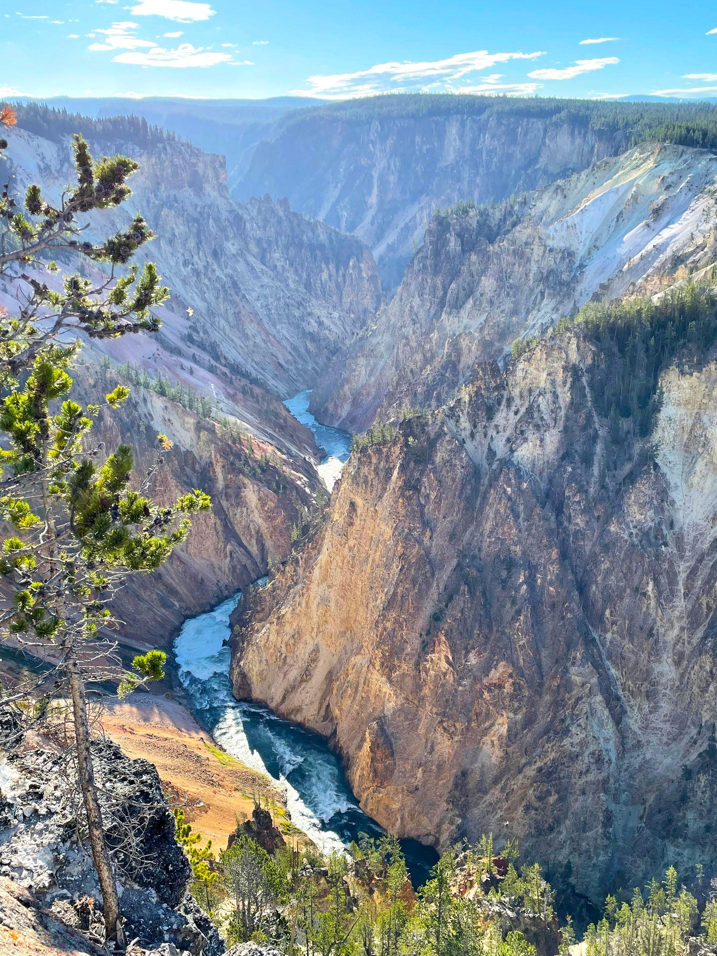 The view of the Grand Canyon of the Yellowstone from the Grand View Overlook.