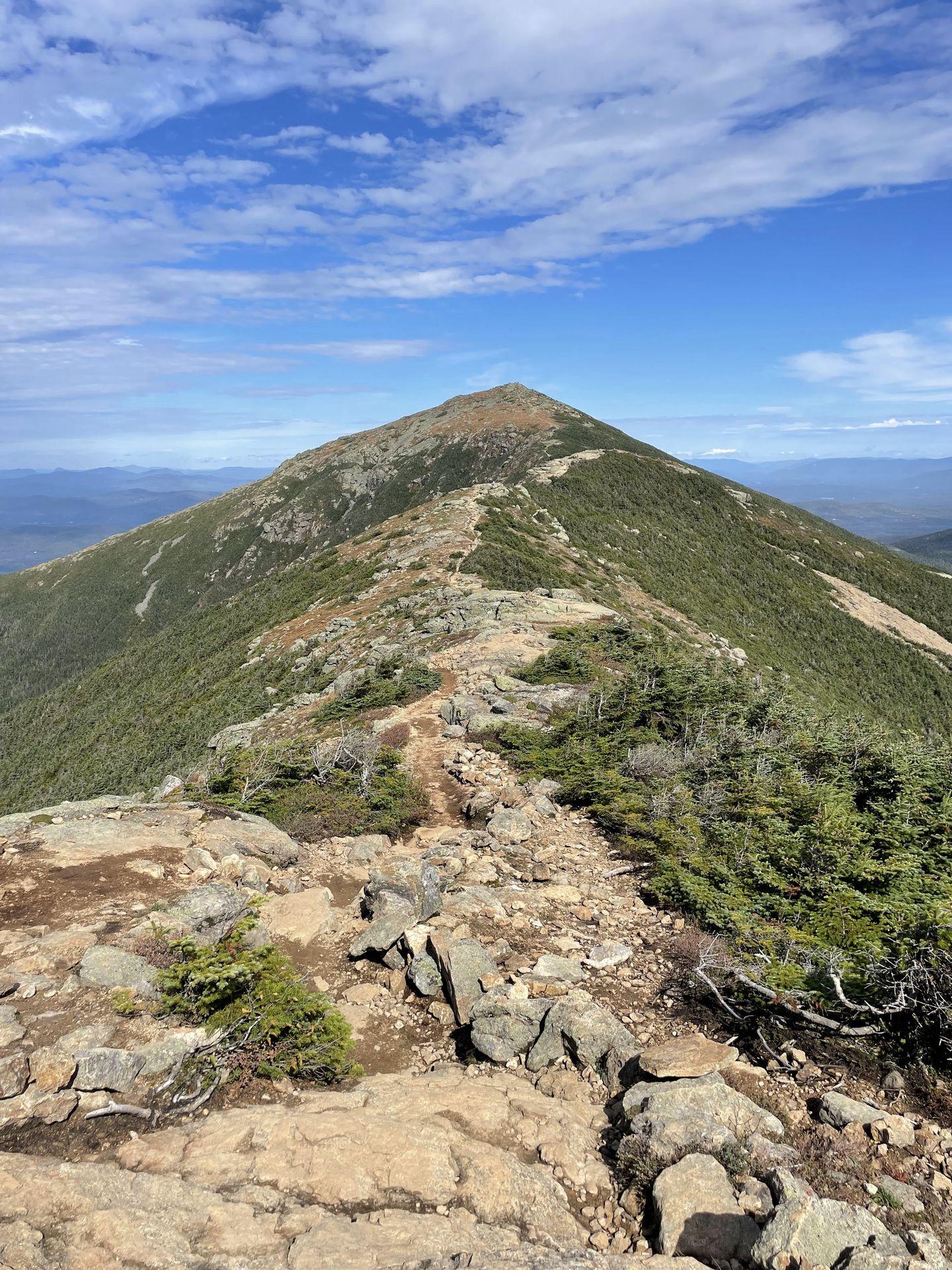 Looking at the ridge trail that leads to the top of Mount Lafayette