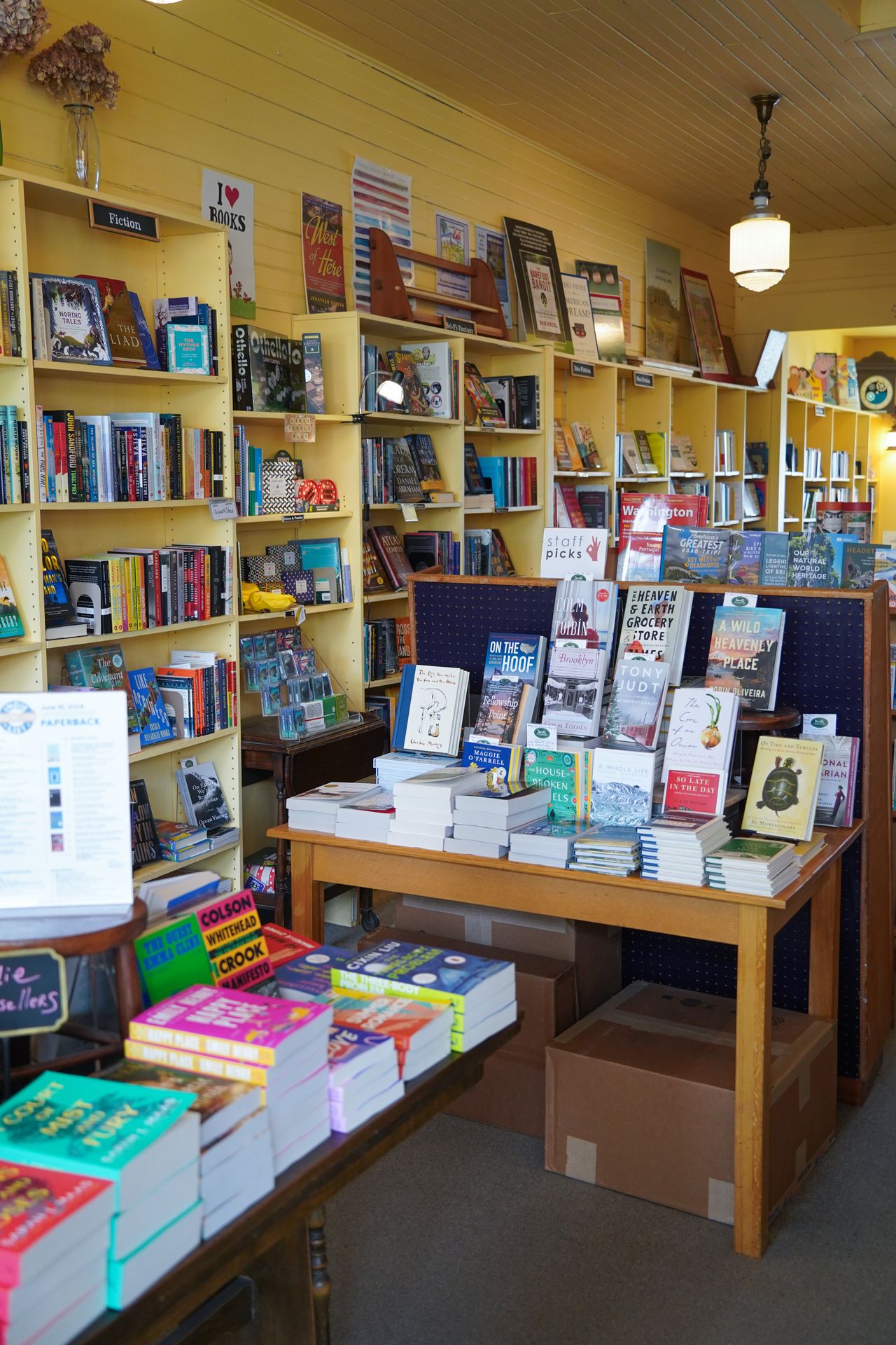 A collection of books instead of Darvill's Bookstore