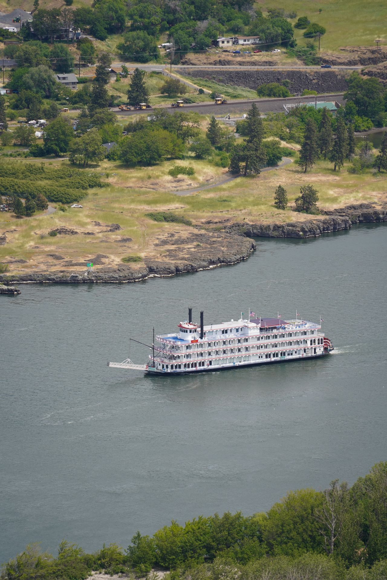 A riverboat on the Columbia River.