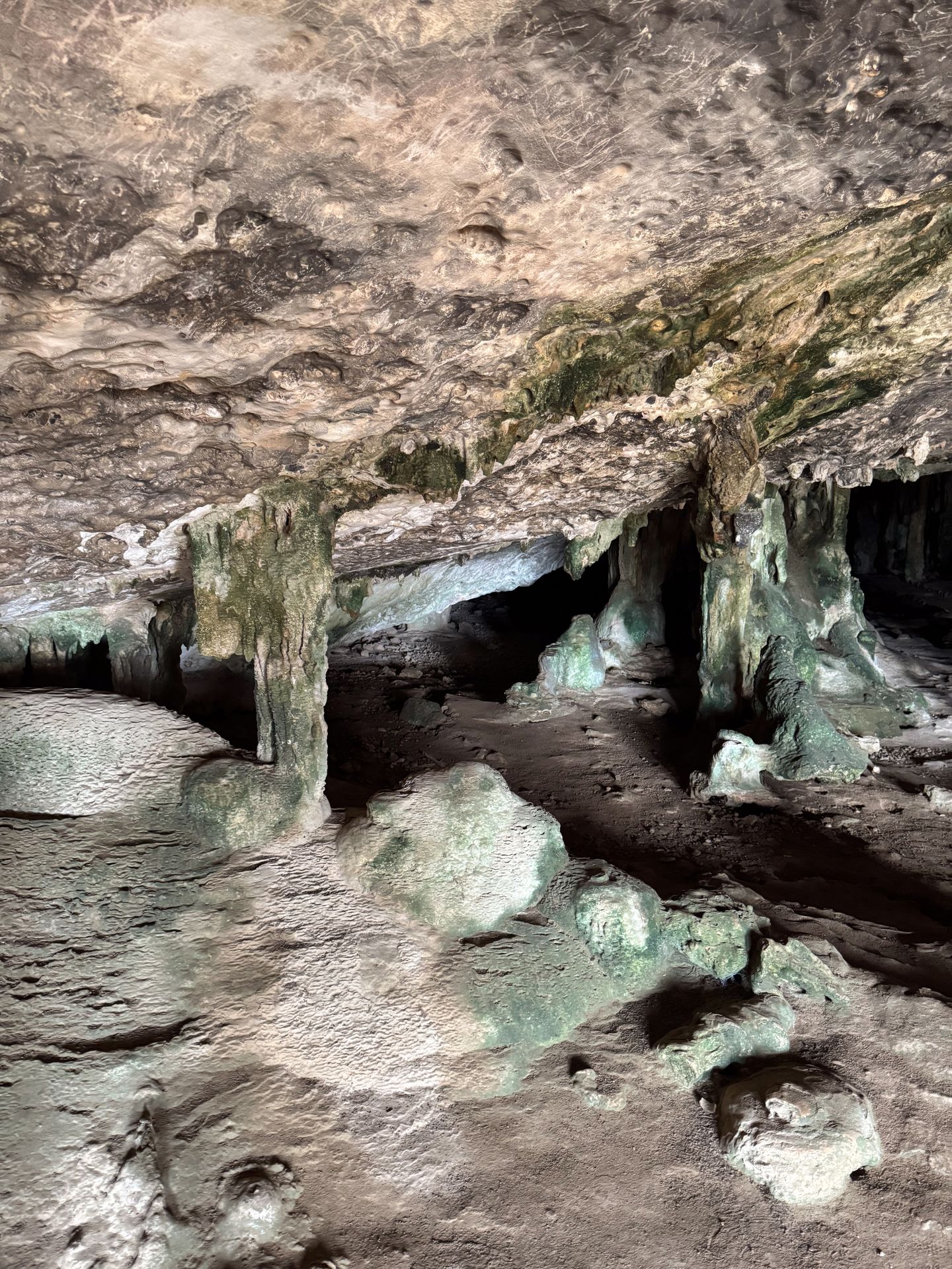 Rock formations inside the Fontein Cave